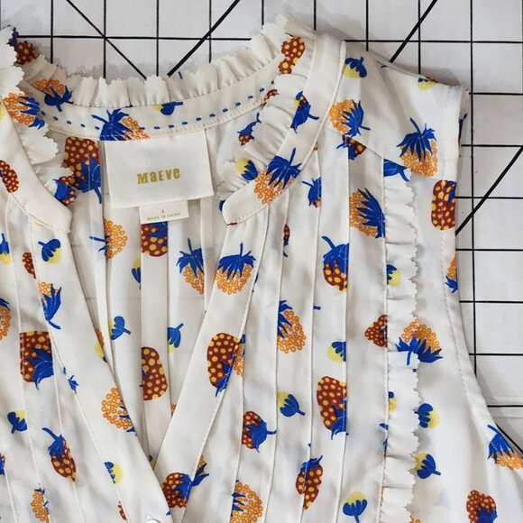 Maeve Anthropologie Strawberry Print Pintuck Sleeveless Top Size 4 EUC - Picture 6 of 13